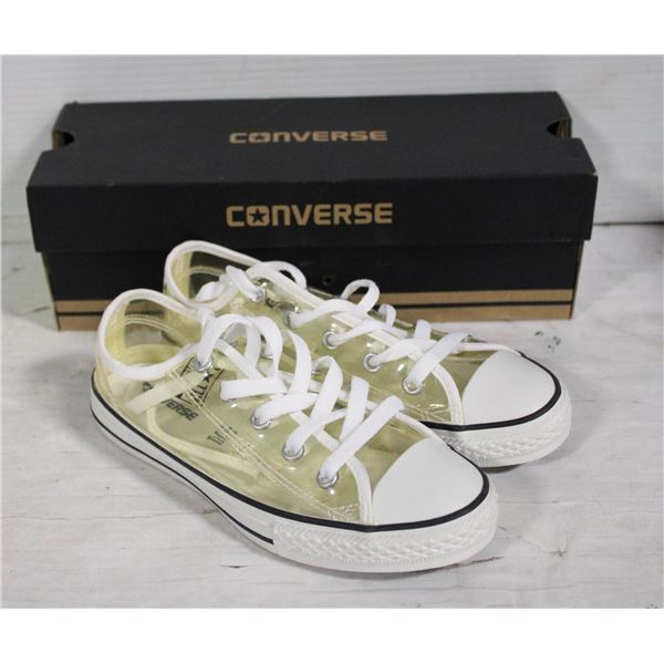 NEW CONVERSE CLEAR RUNNER - SIZE 2 YOUTH