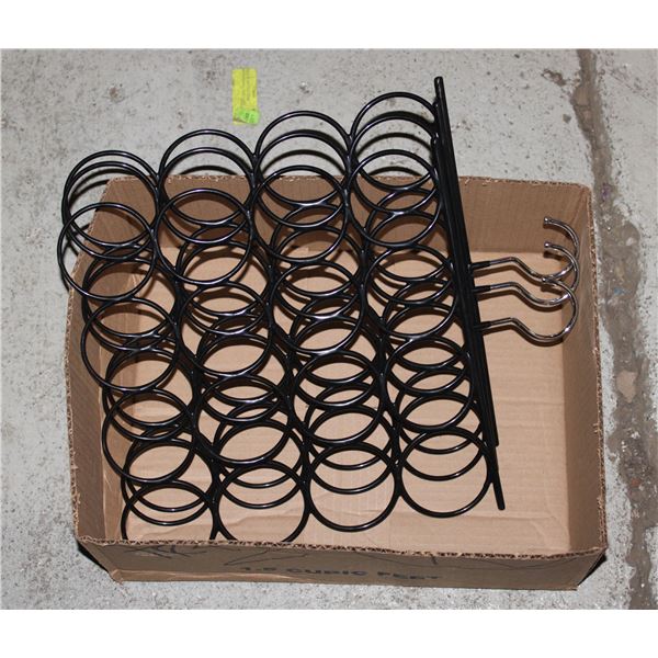 VINYL COATED CHROME ACCESSORY ORGANIZER HANGERS