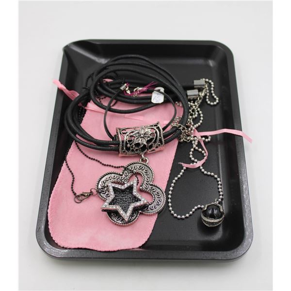 NEW BLACK TRAY WITH 4 NEW JEWELRY PIECES - RETAIL