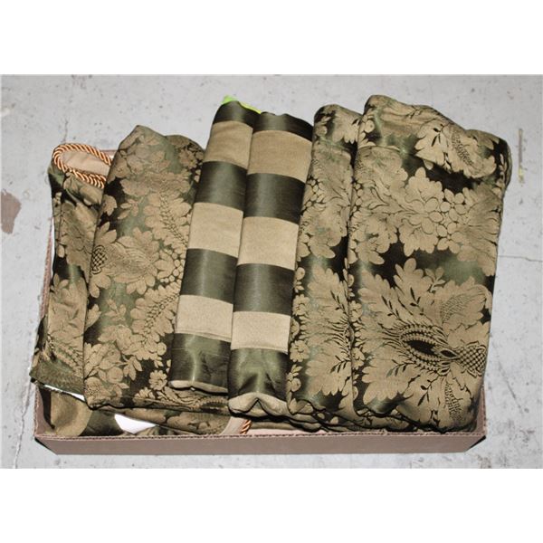 DOUBLE BED SET- DUVET COVER/PILLOW CASE/SKIRT