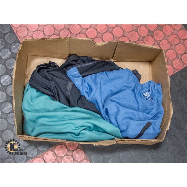BRAND NEW SET OF 4 ATHLETIC WORKS BOYS SZ SMALL 6