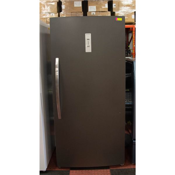 SCRATCH&DENT FRIGIDAIRE 20 CU FT UPRIGHT FREEZER