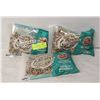 Image 1 : 3 BAGS OF CALIFORNIA WALNUTS 300G COMPASS BB 06/24