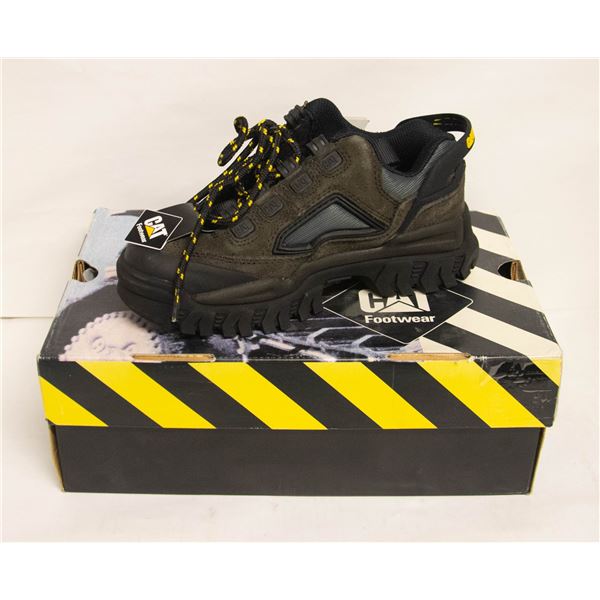 NEW CAT WOMEN'S BOOTS SIZE 5