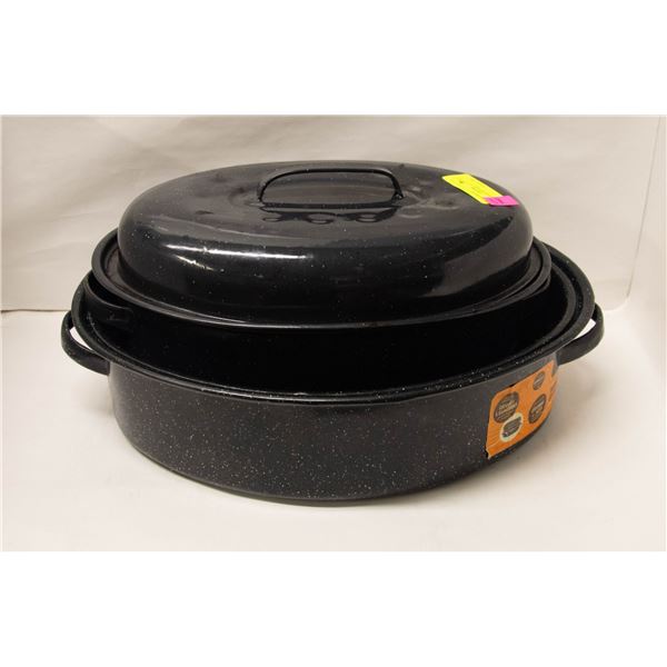 2 OVAL ROASTER PANS