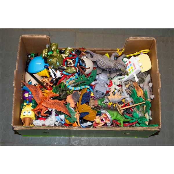 DINOSAURS & TOYS