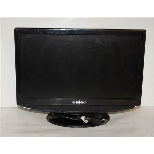 15 INCH INSIGNIA TV TESTED WORKING