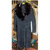 Image 1 : SEARS "THE FASHION PLACE" 3/4 LENGTH LINED