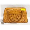 Image 1 : VINTAGE TOOLED LEATHER PURSE 15' X 9" X 6"
