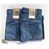 Image 1 : 2 NEW WITH TAGS JEANS SILVER LEVIS SIZE 46