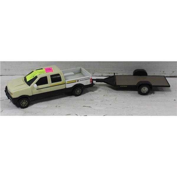 ERTL JOHN DEERE PICK UP TRUCK 8 IN LONG & TRAILER