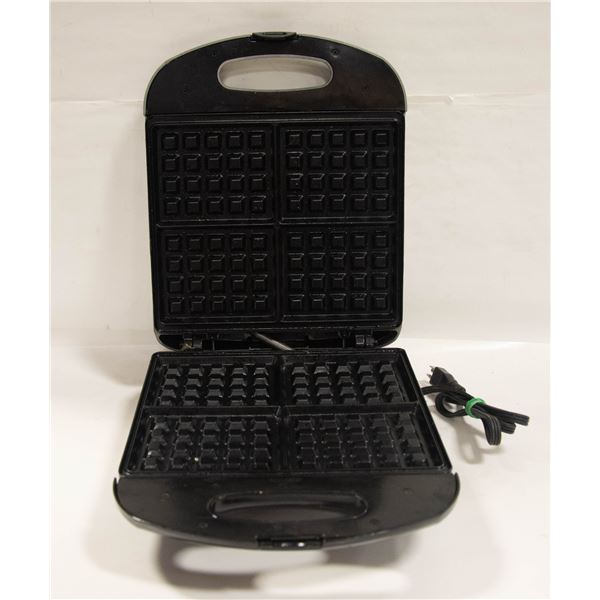 LARGE B&D WAFFLE MAKER