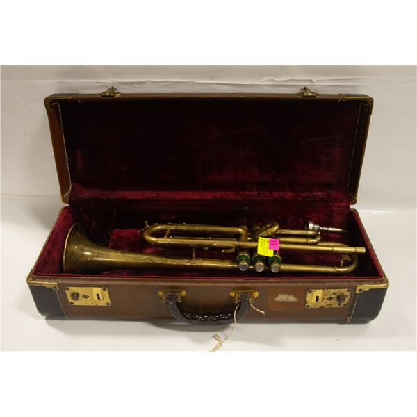 ANTIQUE RENE DUVAL BRASS TRUMPET WITH CASE &