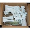 Image 1 : BOX OF 25 ASSORTED VASES