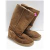 Image 1 : LADIES UGGS SIZE 7 WINTER BOOTS OZ BOOTS SHHEPSKIN