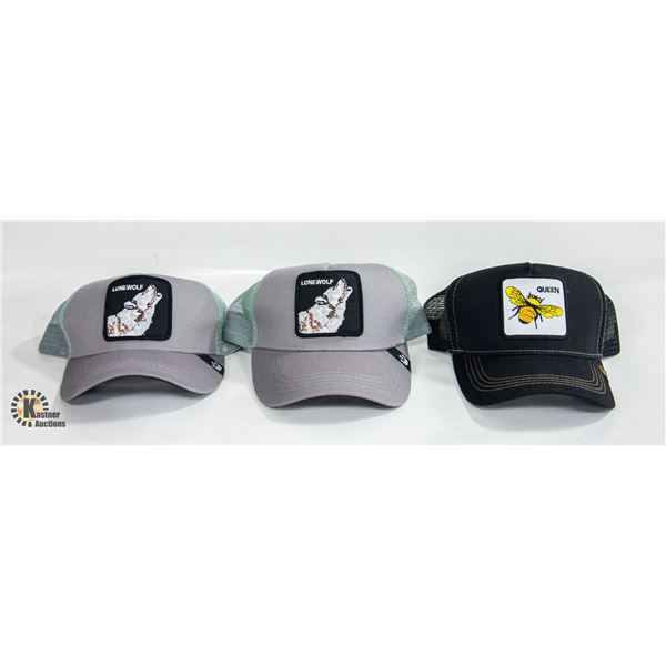 FLAT W/3 NEW BASEBALL CAPS WITH 2 WOLVES & 1 BEE