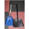 Image 1 : 2 X COMPACT EMERGENCY SHOVELS