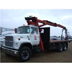 1987 FORD L8000 T/A W/21' FLATBED