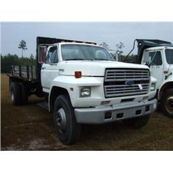 1990 FORD F700 FLATBED DUMP