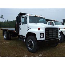 1984 INTERNATIONAL 1954 S/A FLATBED DUMP