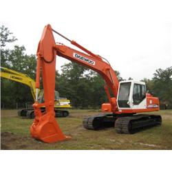 DAEWOO 220LC-III HYDRAULIC EXCAVATOR