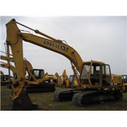 JOHN DEERE 690E-LC HYDRAULIC EXCAVATOR