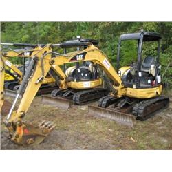 CAT 303CR HYDRAULIC EXCAVATOR