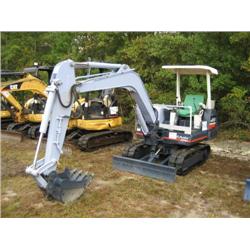 KUBOTA KX-027 HYDRAULIC EXCAVATOR