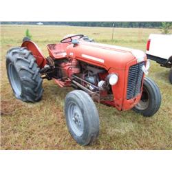 MASSEY FERGUSON 35 FARM TRACTOR