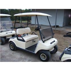 CLUB CAR ELECTRIC GOLF CAR