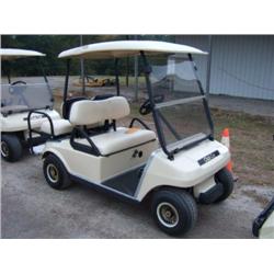 CLUB CAR ELECTRIC GOLF CAR
