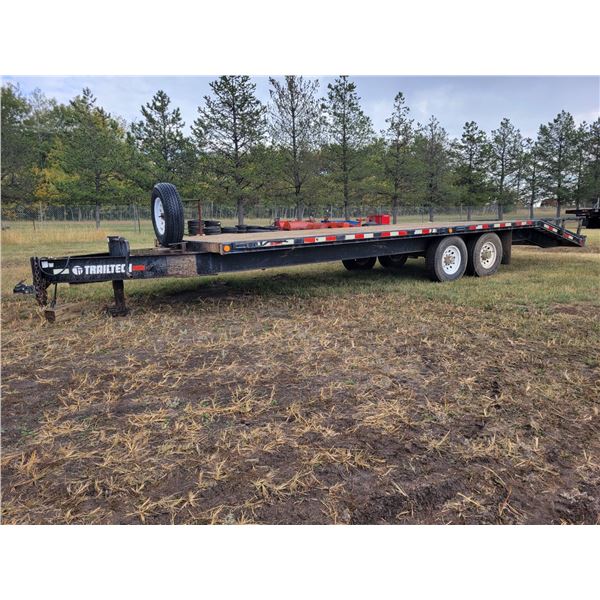 2008 Trailtech 20 ft deck, 54 inch beavertail c/w fold down ramps, tandem axle, approx. 7000 lb axle