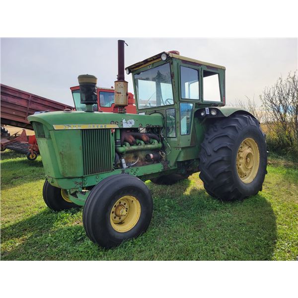 JD 5020 Tractor, cab, 1000 PTO, 3 hyds & return line, showing 9314.9 hrs, 24.5x32 rear, running,  #S