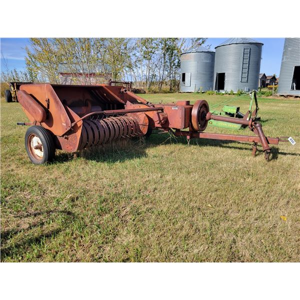 IH 46 Baler