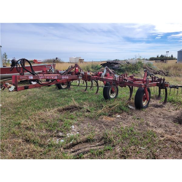 White 249 20 ft Deep tillage c/w 3 bar tines, hyd lift