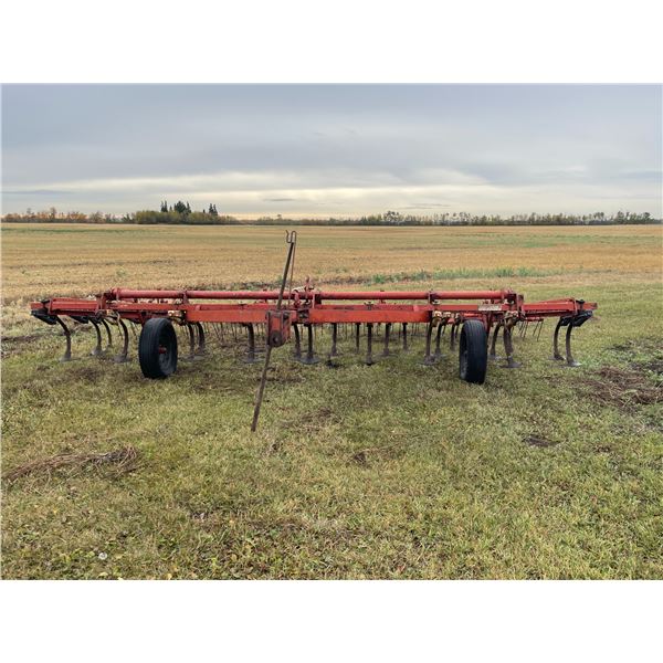 IH Cultivator, approx. 18 ft c/w 3 bar harrows