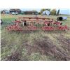 Image 3 : IH Cultivator, approx. 18 ft c/w 3 bar harrows