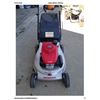 Image 3 : Push lawn mower with bagger brand new used 3 times bagger never used. Honda Motor 22" mower. PH Kirb