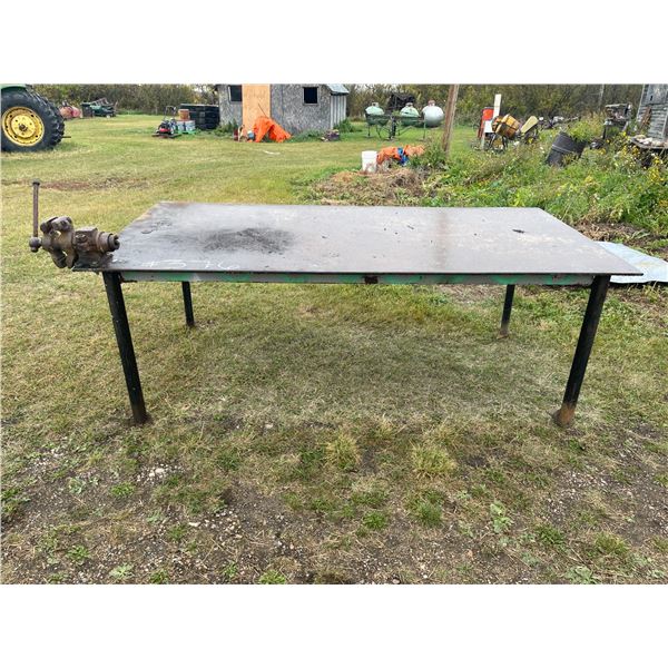 4x8 steel table c/w old vise