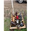 Image 2 : Pallet of floor jacks & hyd. Jacks