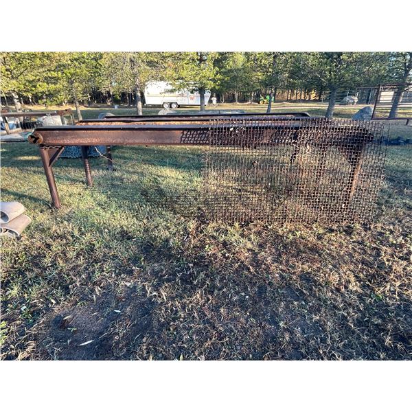 Heavy Triple Skid Sloop 90x162in c/w mesh grating