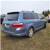 Image 4 : 2006 Blue Honda Odyssey 6 pass van, full load, slight body damage, 337,862kms SN. SFNRL38756B507181