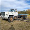 Image 1 : 06/1984 White Ford single axle 8.2 Diesel auto, 14ft rear steel bale deck, 1100R 22.5 rear tires, re