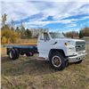 Image 3 : 06/1984 White Ford single axle 8.2 Diesel auto, 14ft rear steel bale deck, 1100R 22.5 rear tires, re