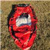 Image 1 : Red blow up raft
