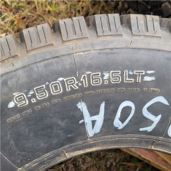 6- 9.50R16.5 Tires