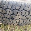 Image 7 : 6- 9.50R16.5 Tires