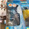 Image 2 : 18 NEW FISH TOYS