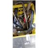 Image 2 : TOTE FULL OF ASSORTED HAND TOOLS