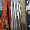 Image 2 : (5) 5FT ALUMINUM POLES CAN BE ADJOINED
